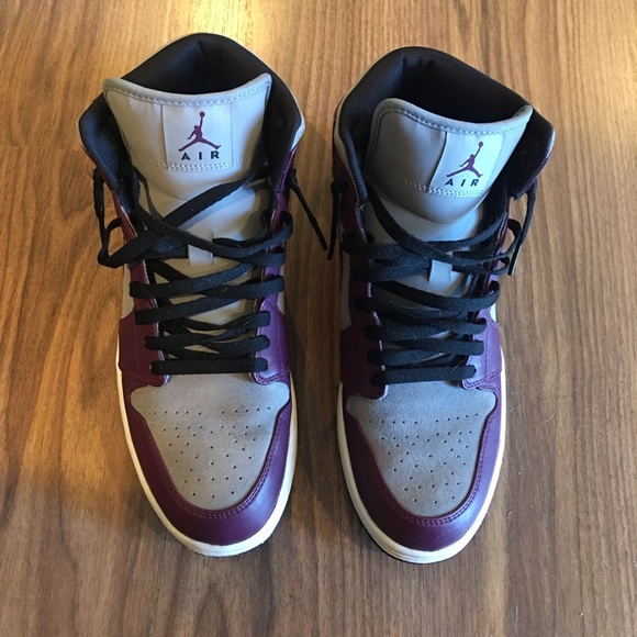 Jordan Bordeaux Retro 1s